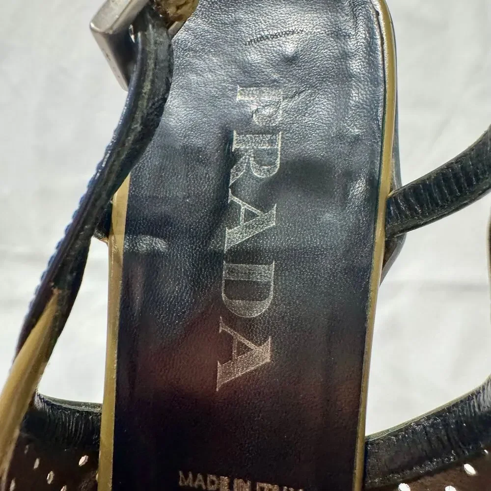 Vintage Prada Y2K Perforated Leather Slingback Kitten Heel 38.5 SINGLE SHOE